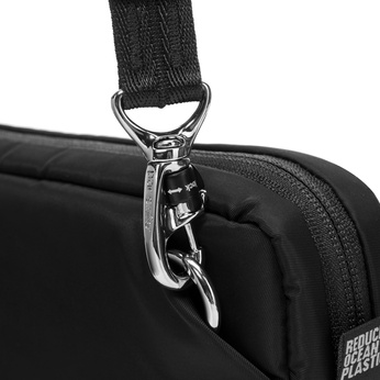 Women's 3-in-1 Pacsafe W handbag - black.