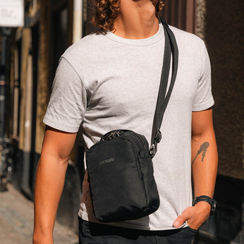 Pacsafe V Anti-Diebstahl-Stadttasche - schwarz