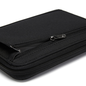 Herren-Geldbörse mit Diebstahlsicherung und RFIDsafe compact travel organizer technology - schwarz - nach der Ausstellung