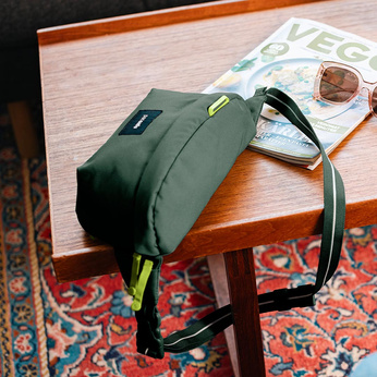 Hip bag anti-theft Pacsafe Go - Green