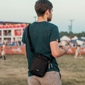 Pacsafe Go Anti-Diebstahl-Umhängetasche - schwarz