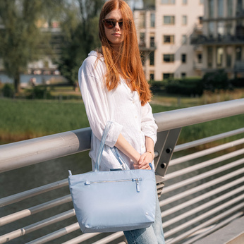 Pacsafe W Anti-Diebstahl-Handtasche für Frauen - serenity blue