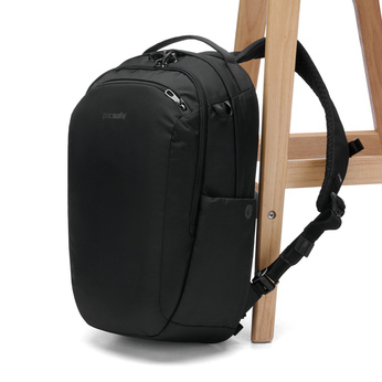 Pacsafe V 26 l anti-theft laptop backpack - jet black