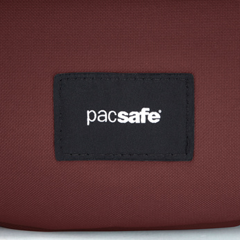 Pacsafe Go Women's Anti-Diebstahl-Tasche erweiterbar - kastanienbraun