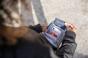 Pacsafe RFIDsafe anti-diebstahl stadt umhängetasche - schwarz