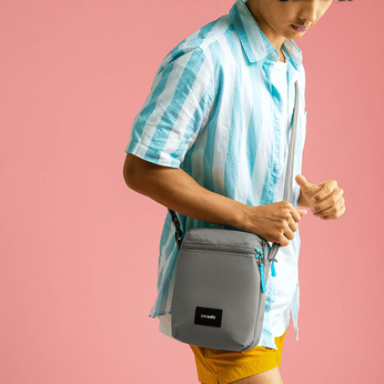 Pacsafe Go anti-theft city shoulder bag - gray