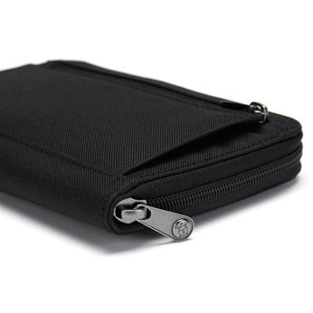 Herren-Geldbörse mit Diebstahlsicherung und RFIDsafe compact travel organizer technology - schwarz - nach der Ausstellung