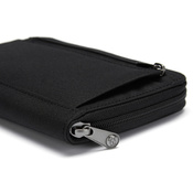 Herren-Geldbörse mit Diebstahlsicherung und RFIDsafe compact travel organizer technology - schwarz - nach der Ausstellung