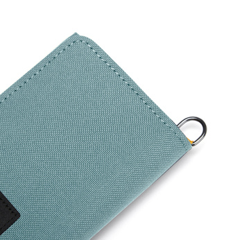 Trifold Wallet RFIDsafe Pacsafe - fresh mint