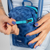 City anti-theft shoulder bag Pacsafe Go - cerulean blue