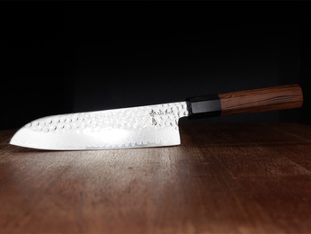 Exclusive Aka Tori Tokyo Hammer 7" Santoku Knife – Damascus Steel Business Gift with Custom Engraving Option