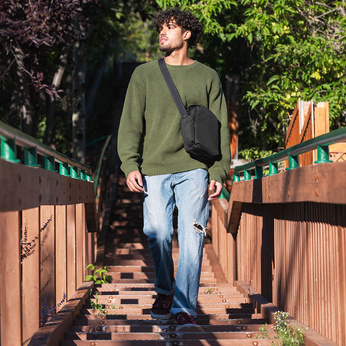 Pacsafe V Anti-Diebstahl-Einzel-Umhängetasche - schwarz