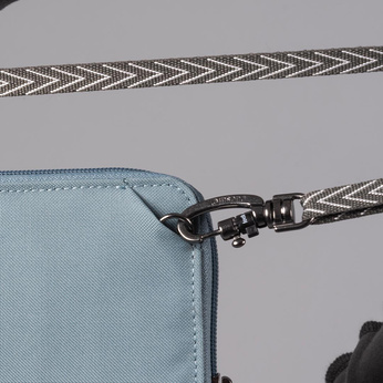 Cut resistant  lanyardr Pacsafe - Grey